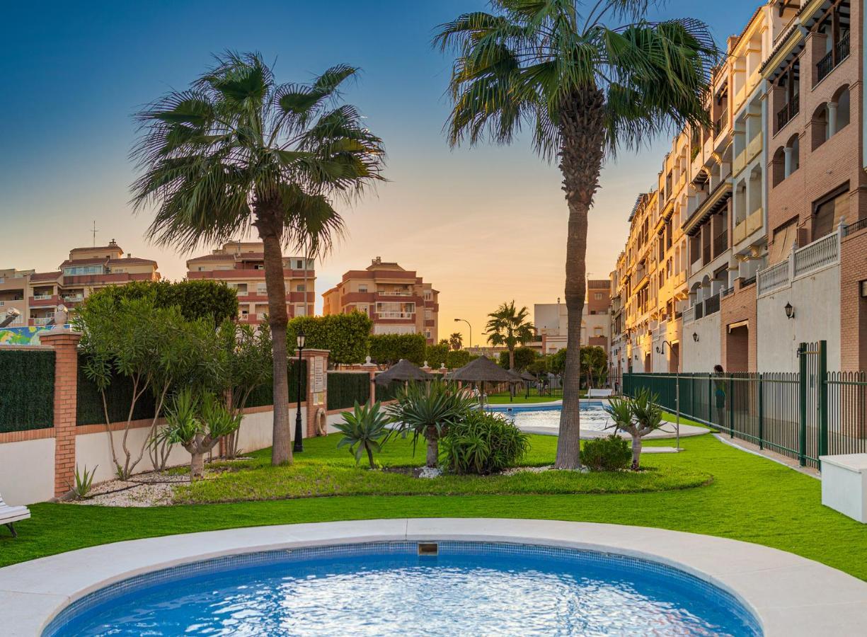 Apartamento 90 M2 En La Mejor Zona De Roquetas Roquetas de Mar Eksteriør billede